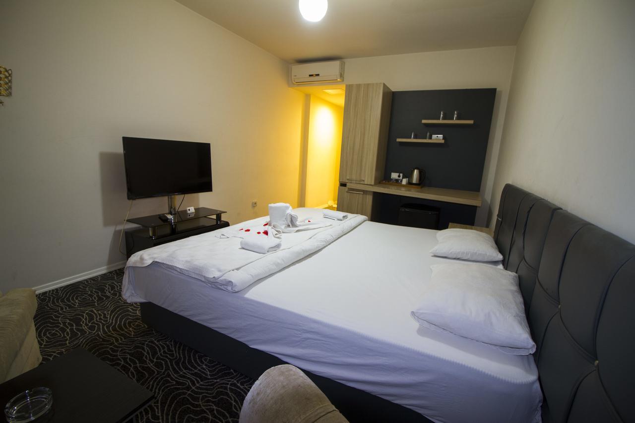 Hit Suites Beylikduezue Büyükçekmece Exterior foto