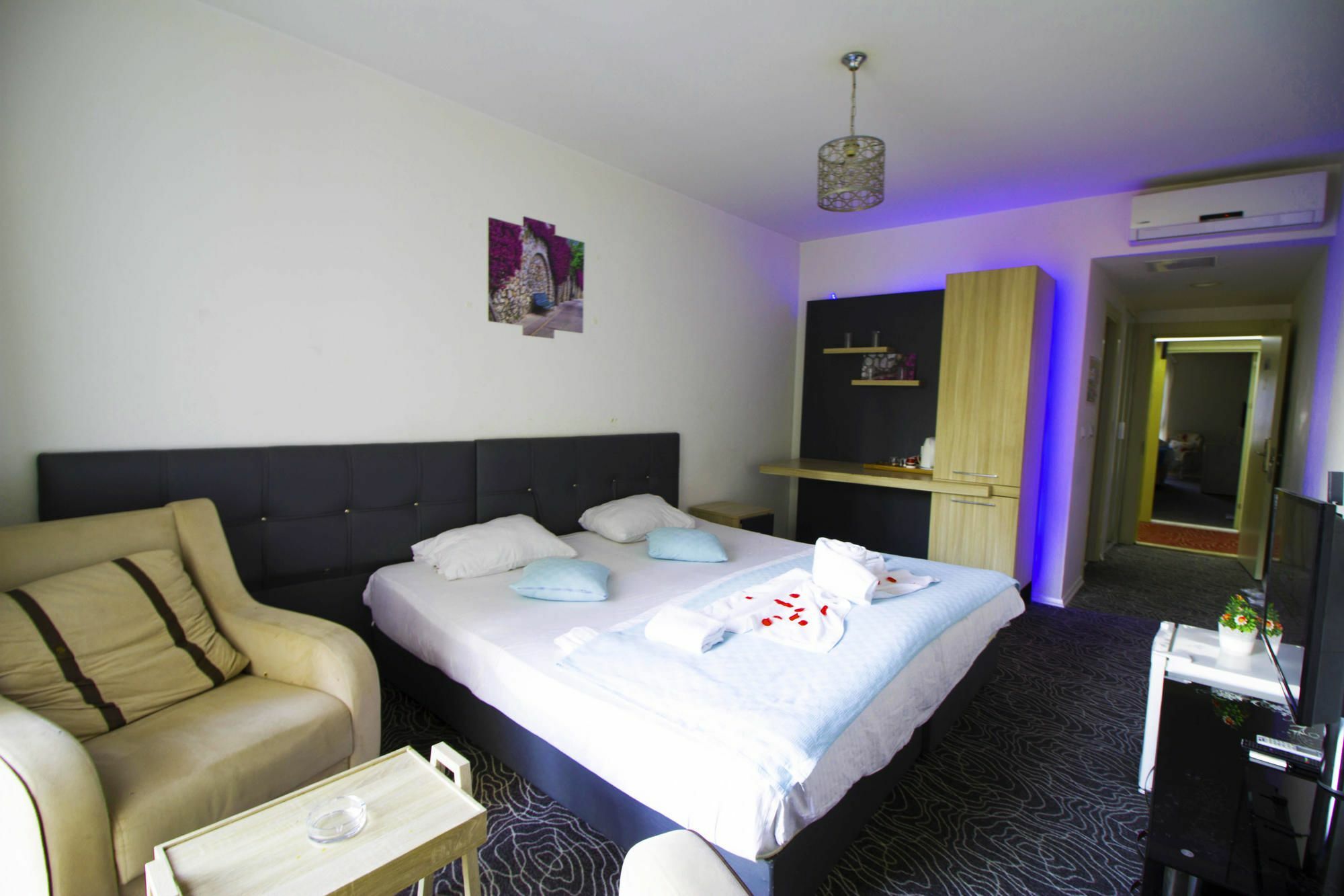 Hit Suites Beylikduezue Büyükçekmece Exterior foto
